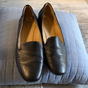 Naturalizer Women's Elegant Black Flats size 9